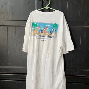 Vineyard Vines “Ever day should feel this good in Miami”short sleeve shirt